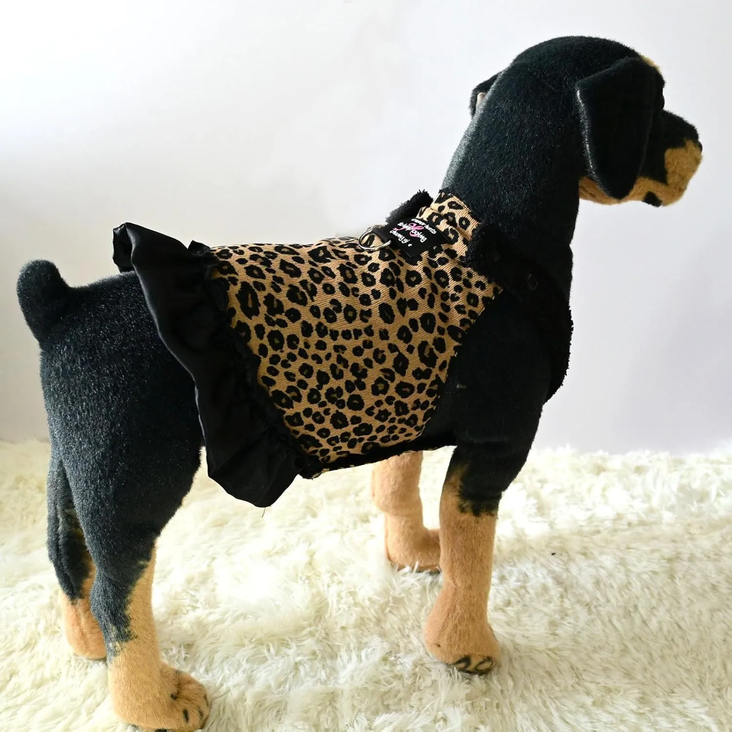 HDKUW Small Dog Dresses with D-Ring & Plush Lining, Leopard Print Cozy Fleece-Lined Puppy Outfits for Small Dogs, Cold Weather Fashion Pet Clothes for Daily Walks/Holiday Parties S